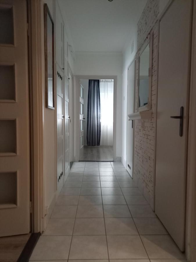 Kardos Apartman Debreţin Exterior foto