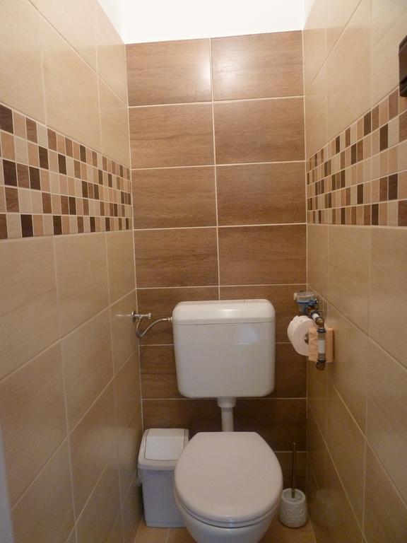 Kardos Apartman Debreţin Exterior foto
